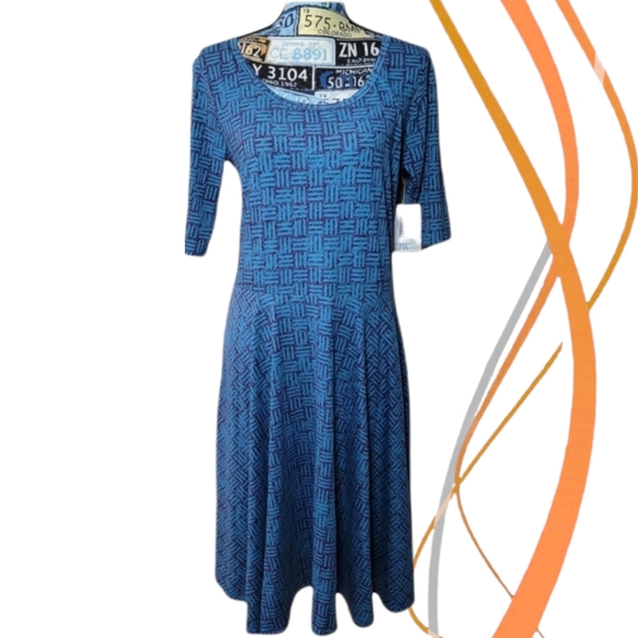 LuLaRoe Dresses & Skirts - 🧡3/$50 NWT LuLaRoe Nicole blue and purple design XL dress with Half sleeves